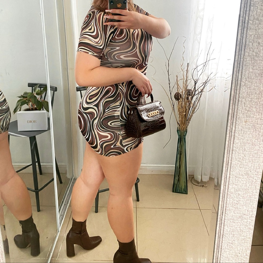 Swirl Pattern Mini Dress - Picture 3 of 3